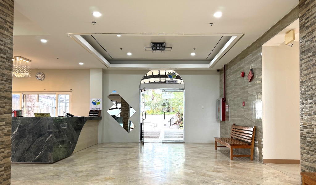 フィリピン留学 Cebu21 - HELP Longlong-Reception-3